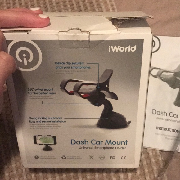 iWorld Dash Car Mount - Picture 3 of 3